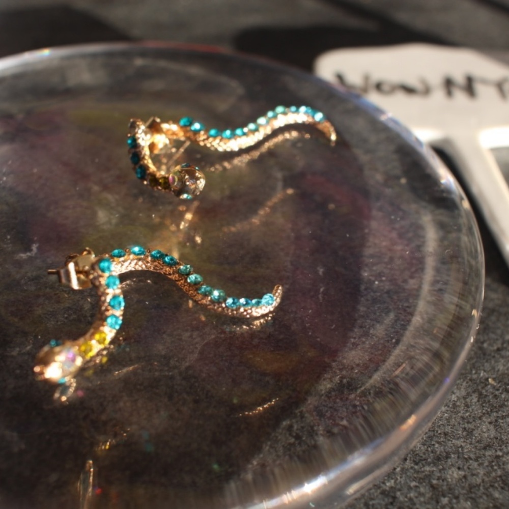 New Crystal Diamond SNAKE Dangle wild fun earrings - Picture 2 of 6
